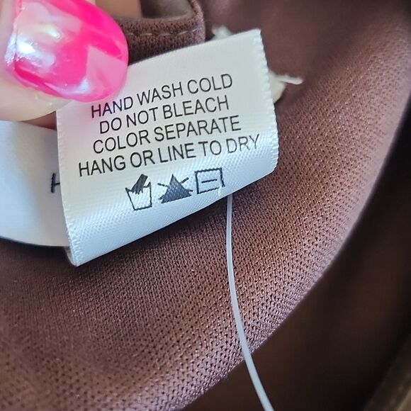 Kirious NWT Come Across It Faux Leather Crop Top, Puff Sleeves, Brown, M - Picture 11 of 11